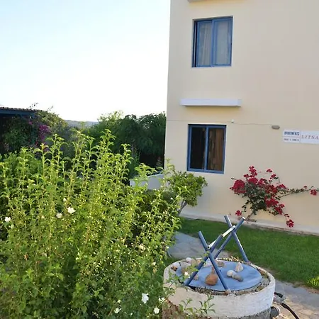 Litsas Bed & Breakfast 3*