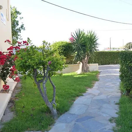 Litsas Bed & Breakfast Fánai