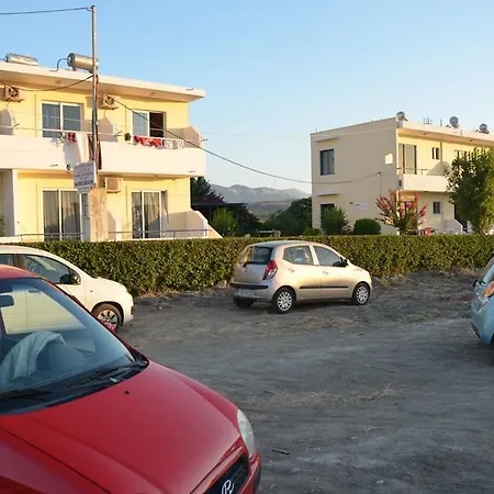 Bed & Breakfast Litsas 3*