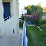 Litsas فندق مبيت وإفطار 3*