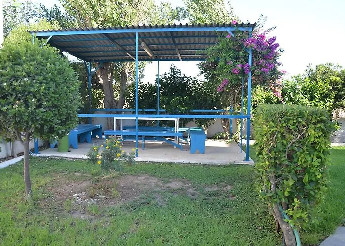 Oda ve Kahvaltı Litsas