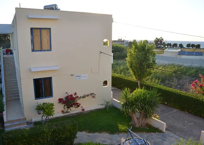 Litsas Bed & Breakfast Fánai