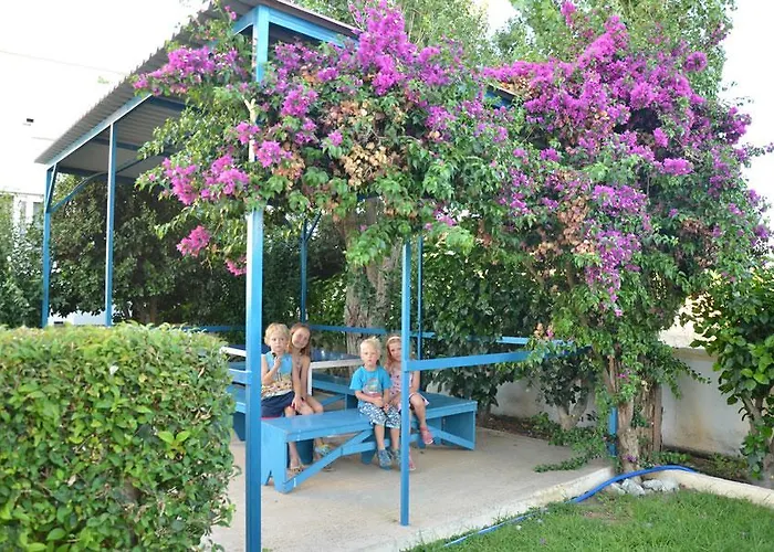 Litsas Bed & Breakfast