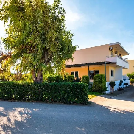 Nocleg ze śniadaniem Litsas Fánai