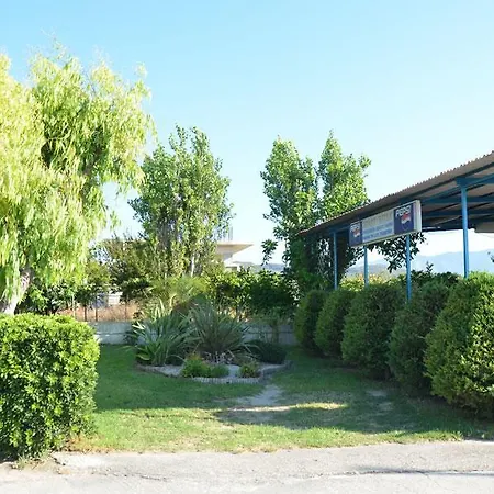 Oda ve Kahvaltı Litsas 3*
